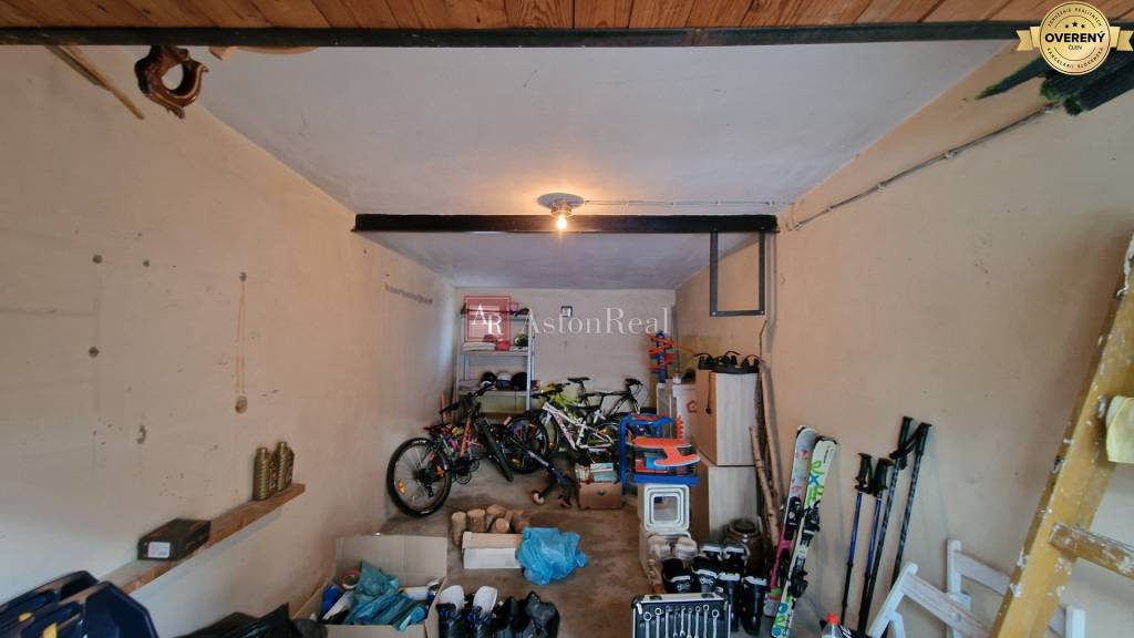 Predaj - Garáž Poprad - Matejovce 20 m2