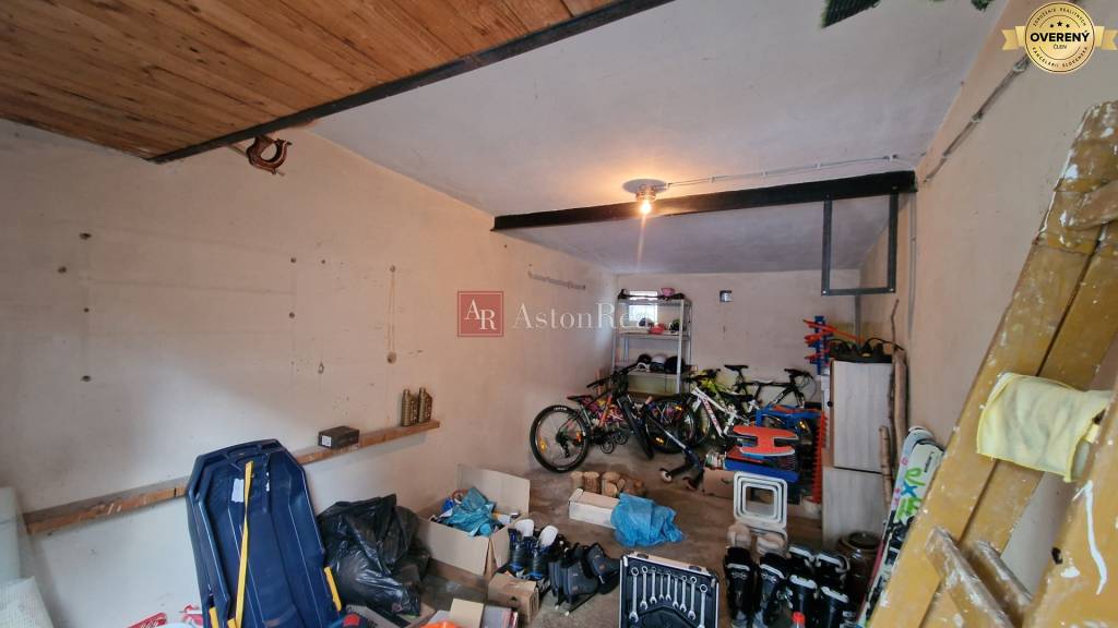Predaj - Garáž Poprad - Matejovce 20 m2