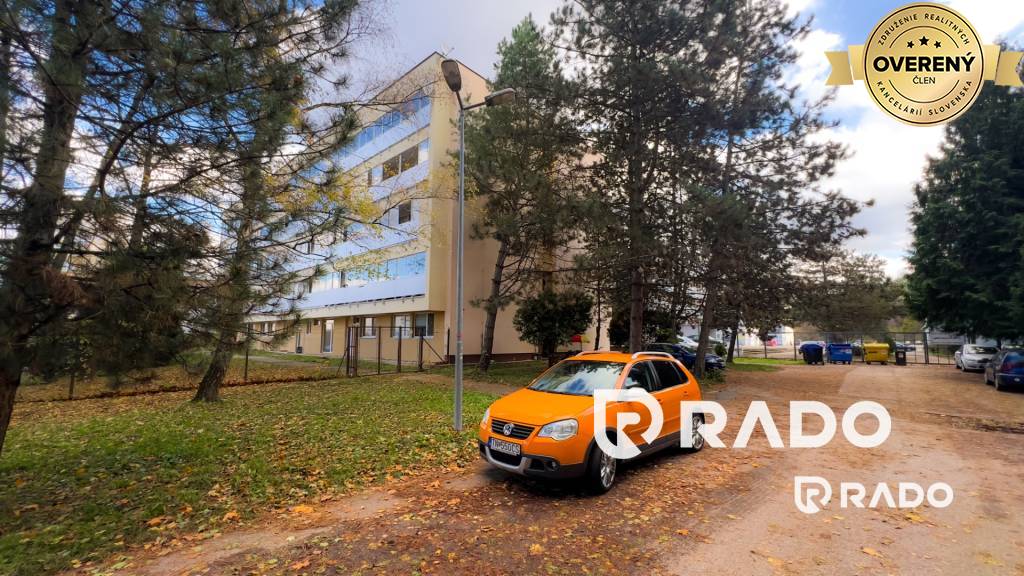 RADO | 2-i byt s veľkým balkónom, k výstavisku- Trenčín