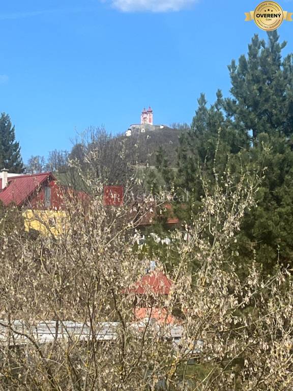 Prenájom: 2 izb. tehlový byt: 59 m2, blízko centra Banská Štiavnica