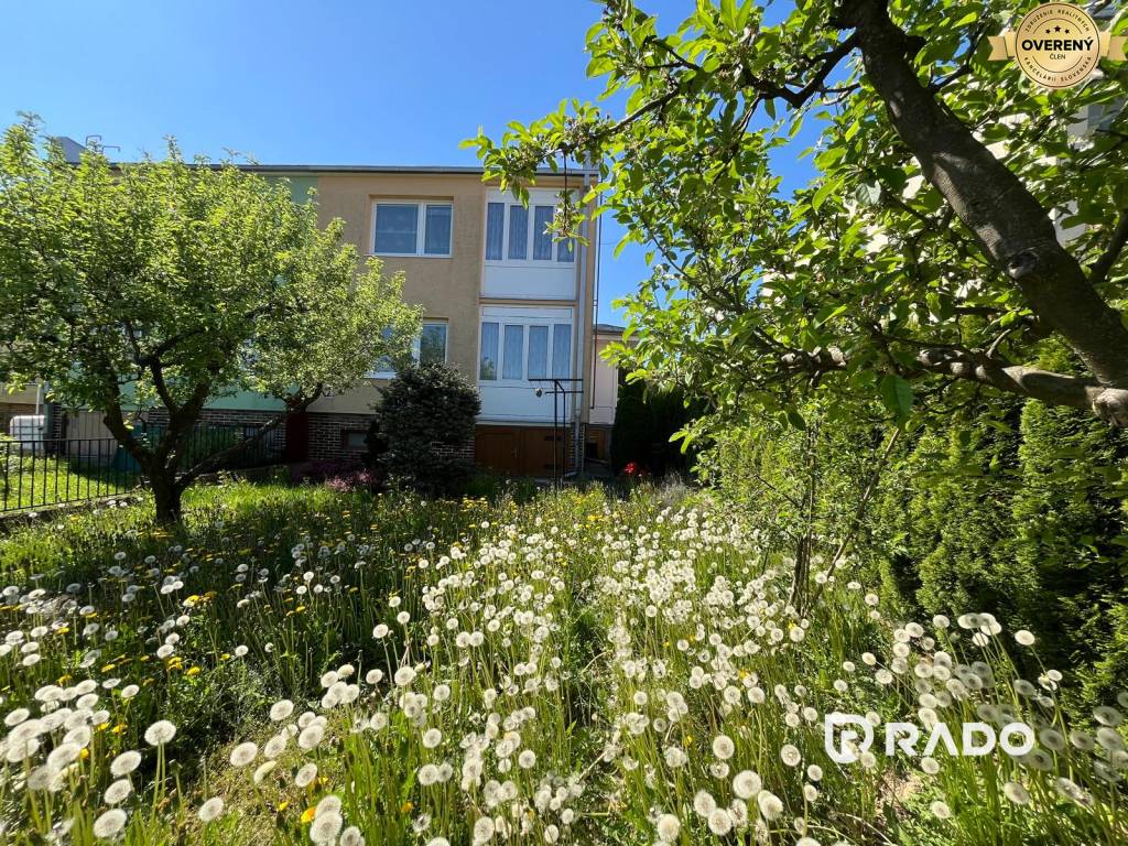 RADO | Na predaj 4i rodinný dom v Novej Dubnici 317m2