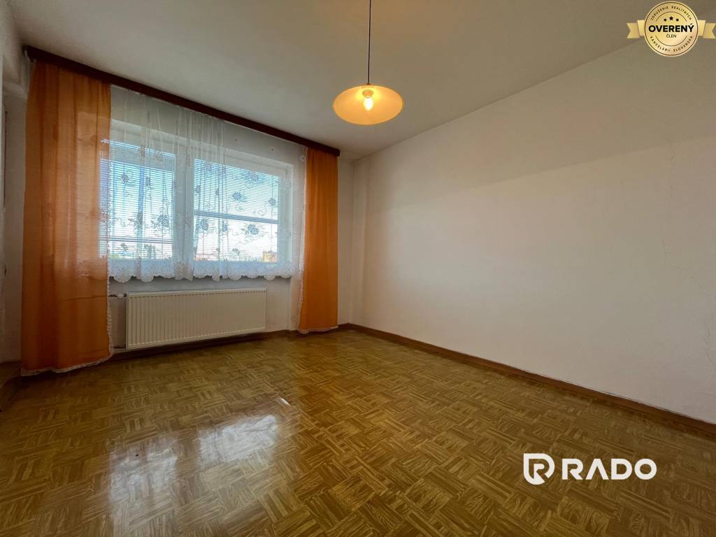 RADO | Na predaj 4i rodinný dom v Novej Dubnici 317m2 