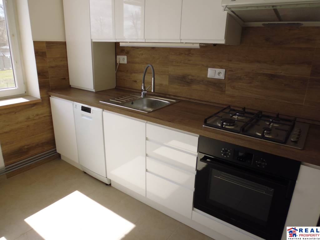 Prenájom Iný Iný-Prenájom-Malý Šariš-750.00 €