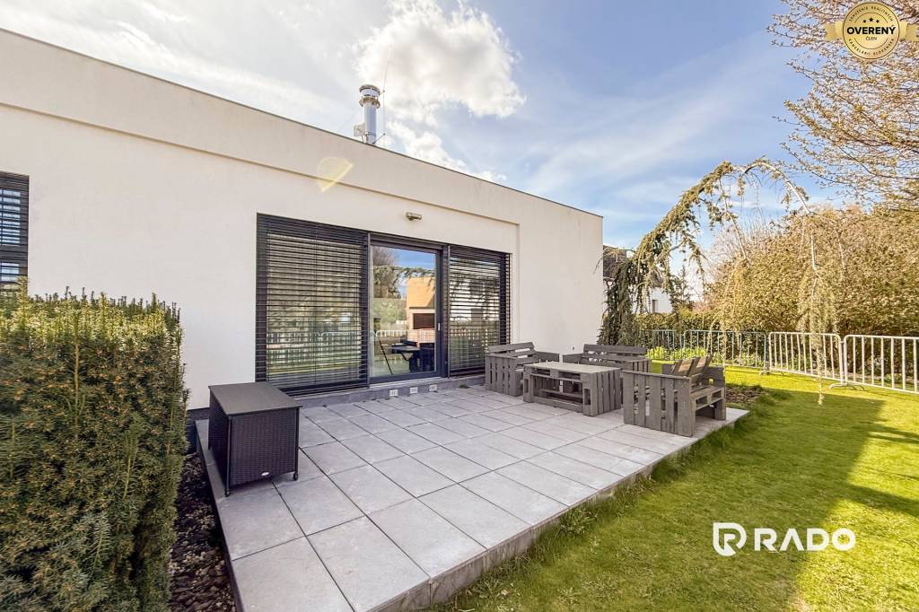 RADO | 4i RD 300m2 s pozemkom 640m2, Javorinská - Trenčín 