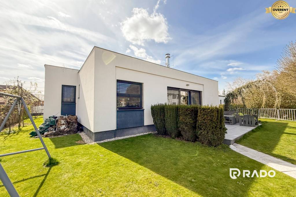 RADO | 4i RD 300m2 s pozemkom 640m2, Javorinská - Trenčín 