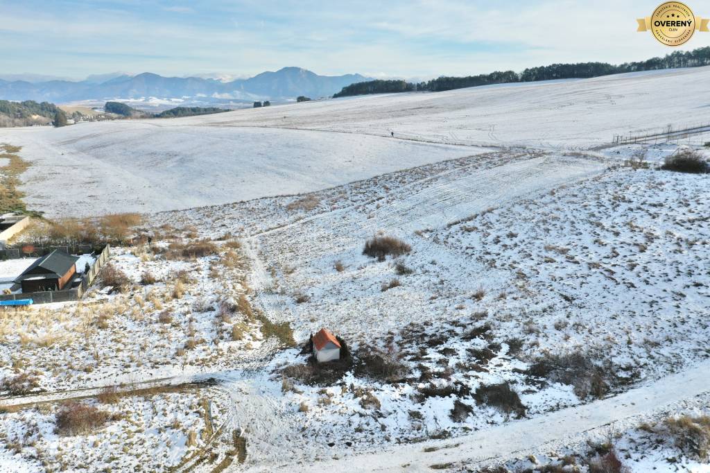 Na predaj pozemok 628 m2 na výstavbu chaty vo Valči pri Snowland