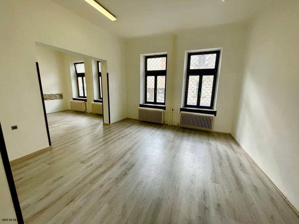 Priestory na prízemí - 84 m2 - Mäsiarska ulica