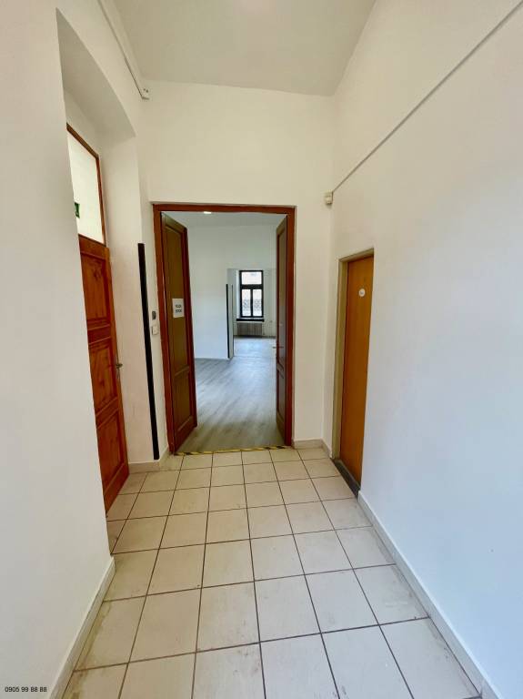 Priestory na prízemí - 84 m2 - Mäsiarska ulica