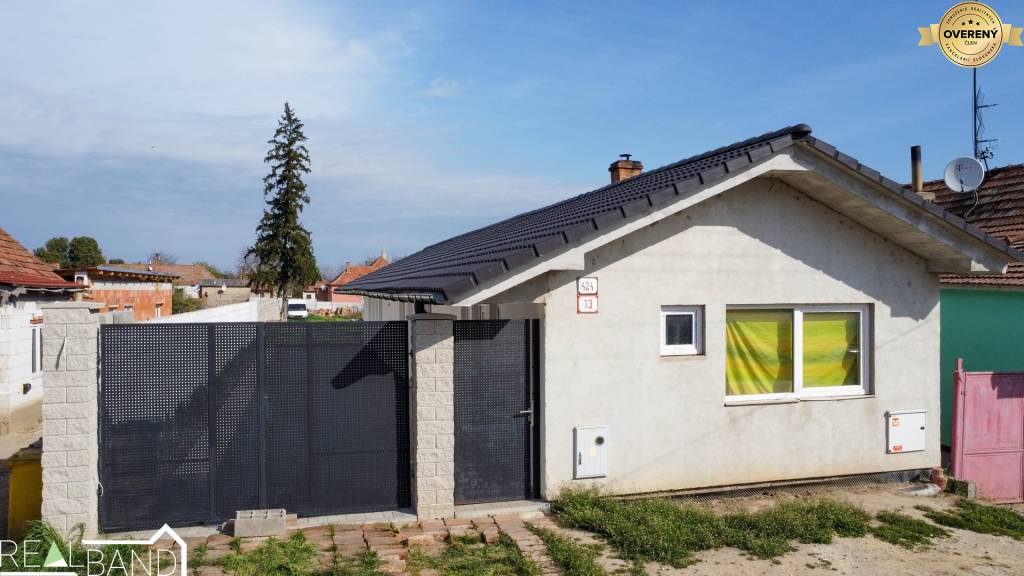 PREDAJ - Polyfunkčný objekt pri Jaguar-Landrover NITRA, LUŽIANKY 996m²