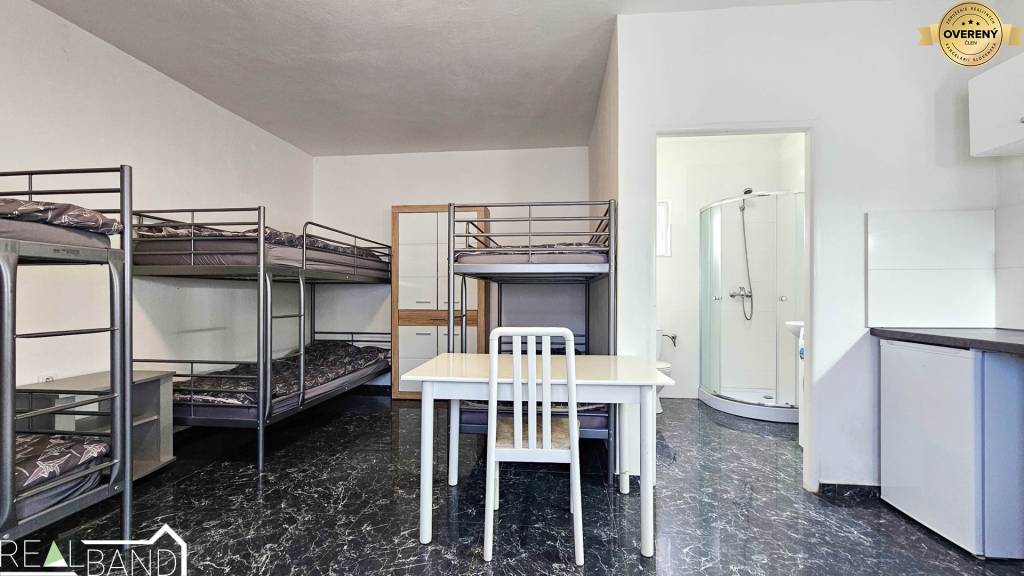 PREDAJ - Polyfunkčný objekt pri Jaguar-Landrover NITRA, LUŽIANKY 996m²
