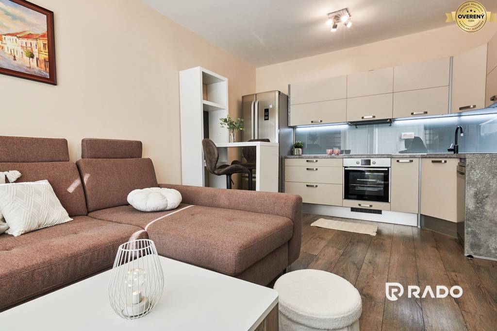 Prenájom Iný Iný-Prenájom-Banka-750.00 €
