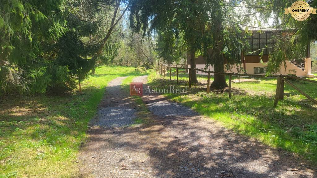  Pozemok na výstavbu chaty Vysoké Tatry-Tatr.Štrba - Lieskovec 744 m2