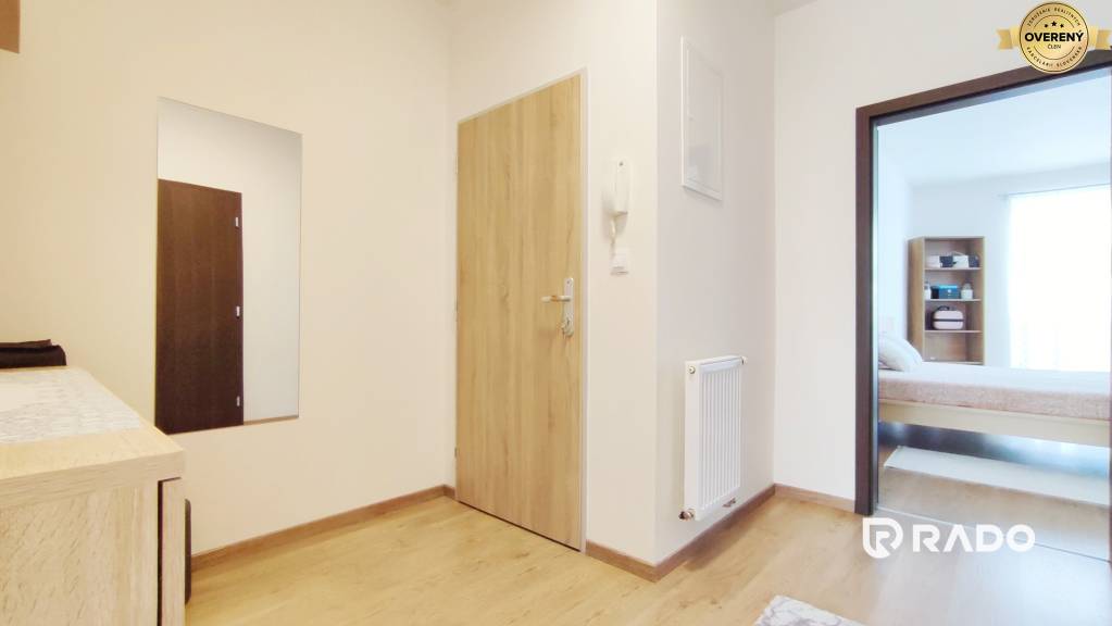 RADO | 2-izbový byt 52m2 + parkovanie Vinohrady | Trenčín 