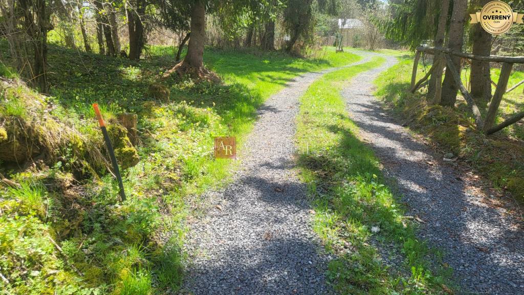  Pozemok na výstavbu chaty  Štrba - Lieskovec 744 m2
