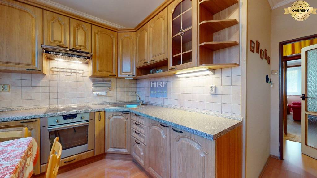 Na predaj 3-izbový byt na sídl M. Nešpora v Holíči.