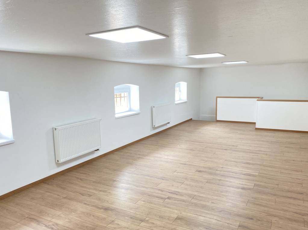 Prenájom Iný Iný-Prenájom-Topoľčany-999.00 €