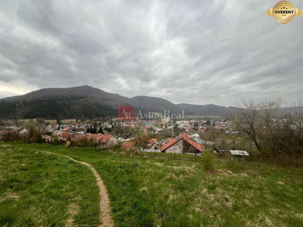 Záhrada: rozloha: 4236 m2, Brusno - krásny výhľad  