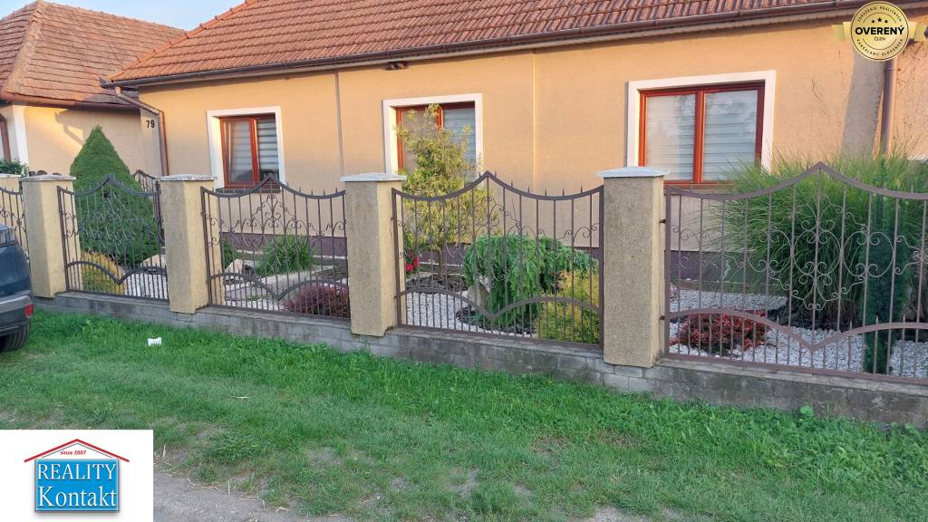 NADŠTANDARDNÝ Rodinný dom na predaj Bánov 5+1 + pozemok 4162m2 + BAZÉN