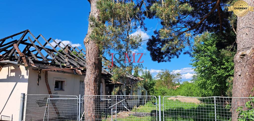Predaj Rodinný dom Rodinný dom-Predaj-Šarovce-10000.00 €