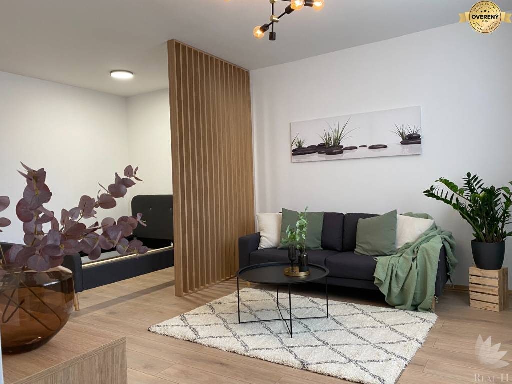 Predaj Iný Iný-Predaj-Bratislava - mestská časť Dúbravka-163000.00 €