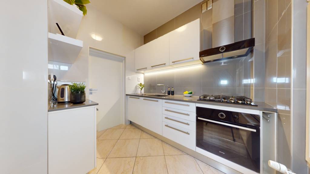 Predaj Iný Iný-Predaj-Bratislava - mestská časť Staré Mesto-329000.00 €