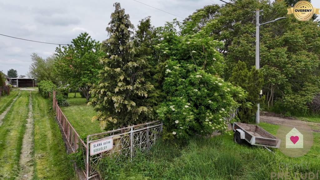Veľký priestranný pozemok o rozlohe 7745 m2 s RD, Jelka 