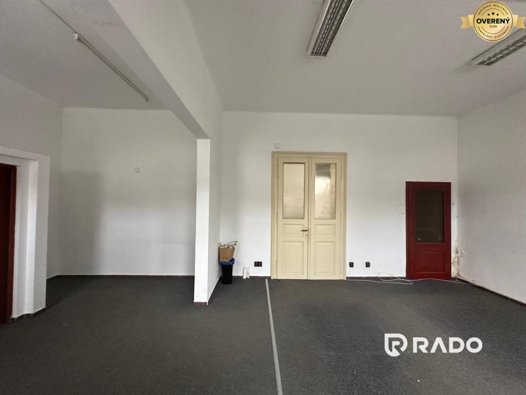 RADO | Reality ponúka na prenájom priestor o rozlohe 64 m2 v Žiline.