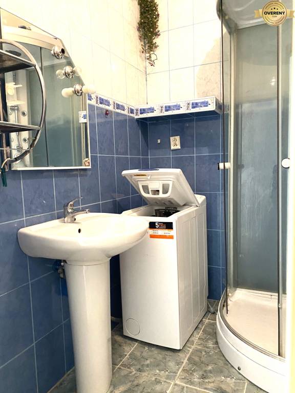 PREDAJ VEĽKÝ 1 IZBOVÝ BYT SARATOVSKÁ ULICA BA DÚBRAVKA