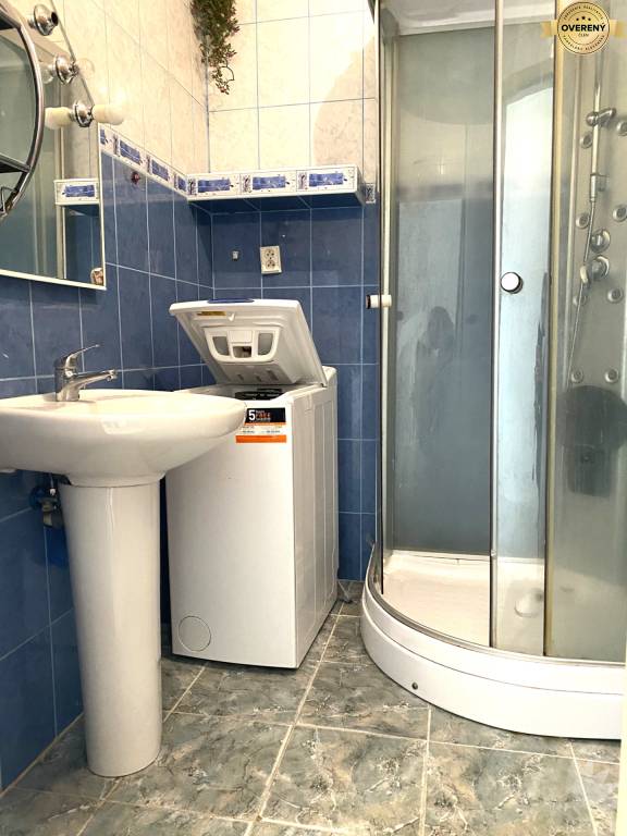 PREDAJ VEĽKÝ 1 IZBOVÝ BYT SARATOVSKÁ ULICA BA DÚBRAVKA
