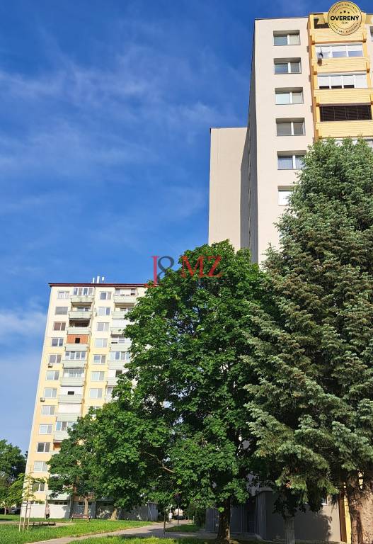 3 izbový byt 76 m2, loggia, ulica Mochovská, Levice (SM – 821)