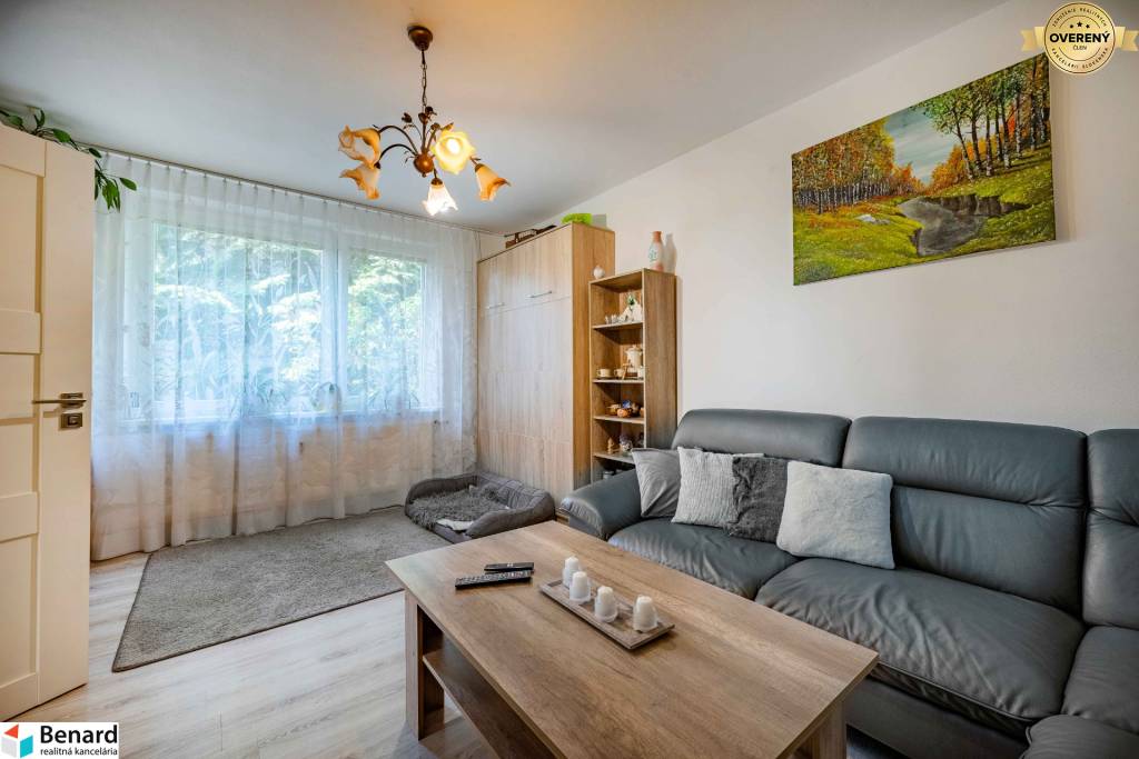 Na PREDAJ PREROBENÝ 3 IZB. BYT, M. BENKU, 72 M2, ,,STARÝ SEKČOV“,PO