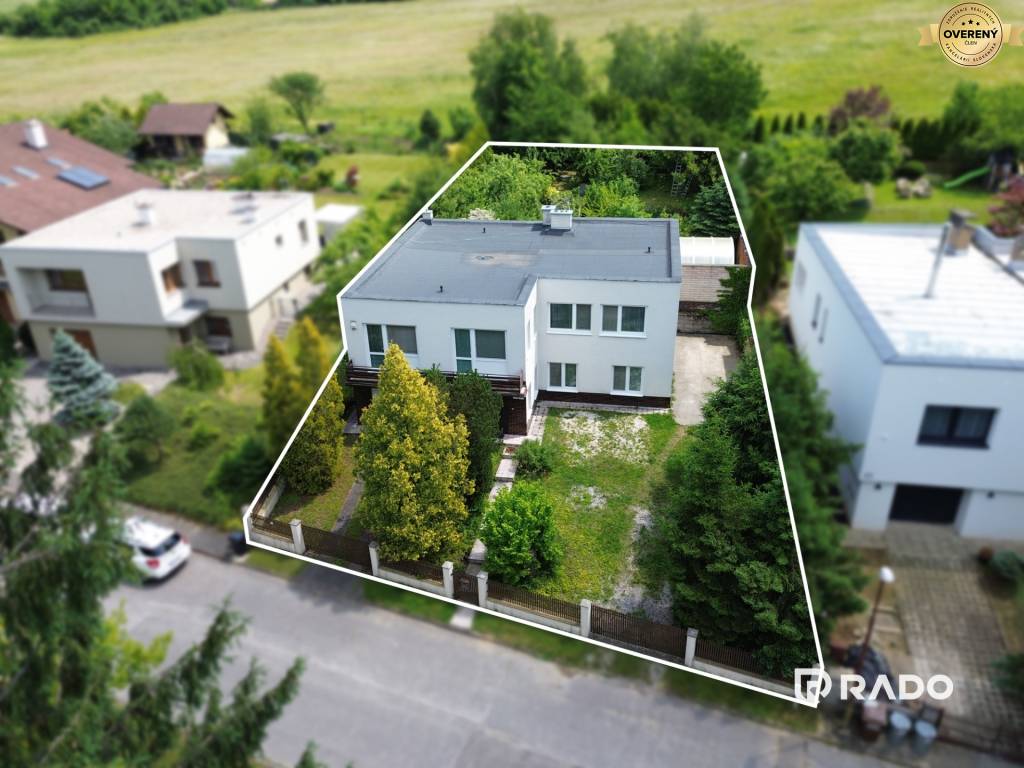 RADO | DOM so záhradou a bazénom | Okružná | Nová Dubnica