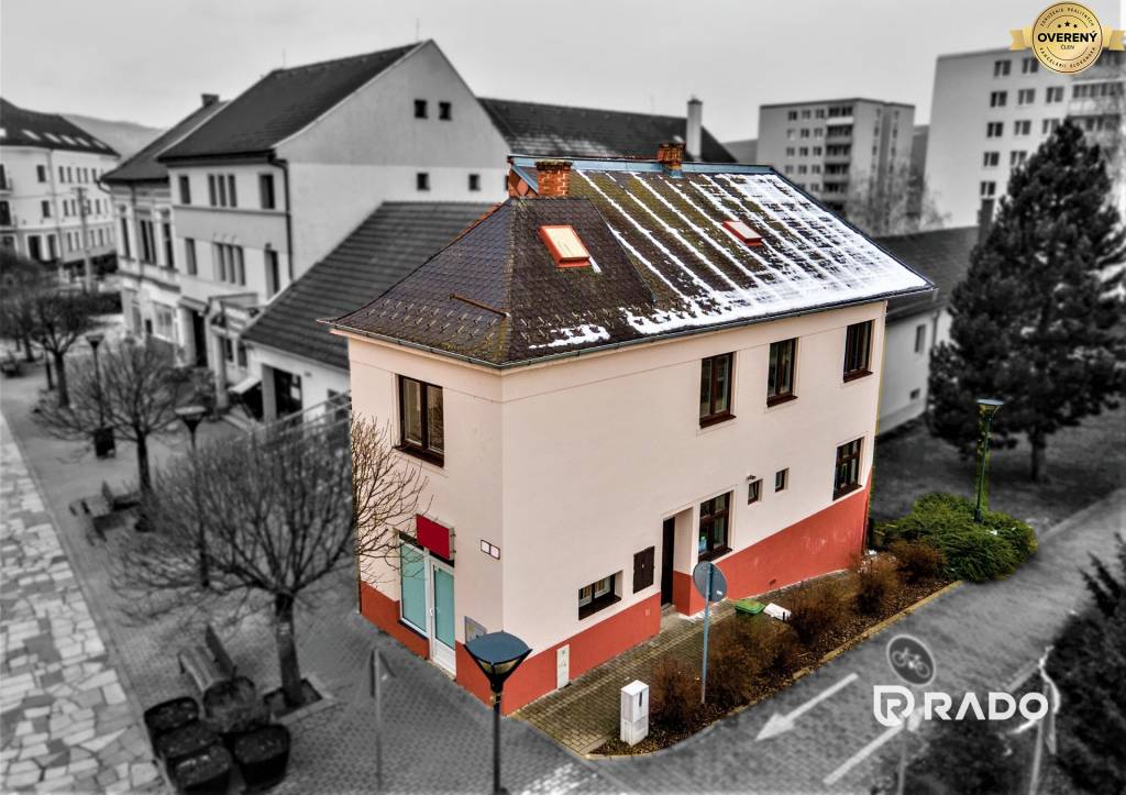 RADO | Multifunkčný 4 izbový RD 140m² | Brezová pod Bradlom 