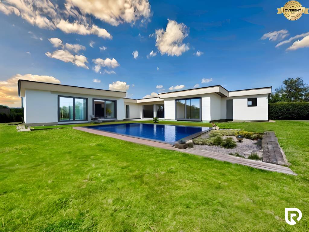 RADO | Luxusný nedostavaný RD 425m2 | Trenčianska Teplá