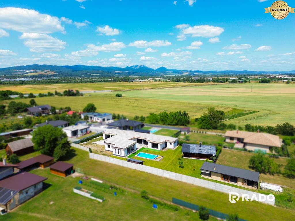 RADO | Luxusný nedostavaný RD 425m2 | Trenčianska Teplá