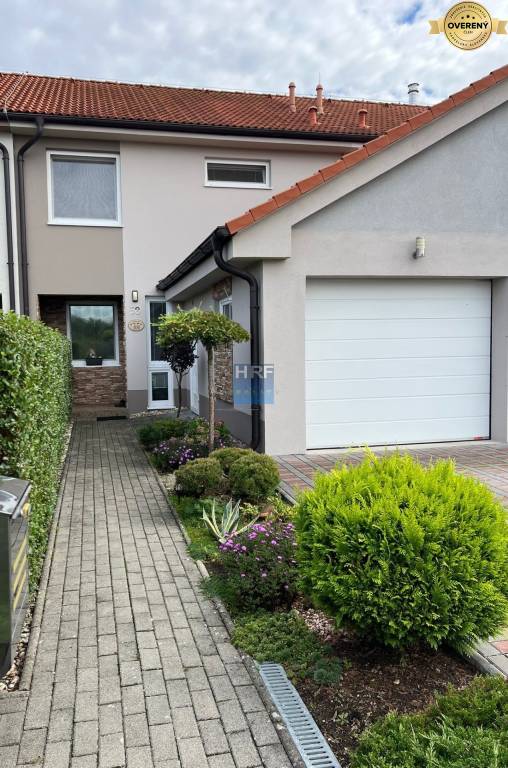 Krásny 4izbový rodinný dom v Holíči, na M. Terézie