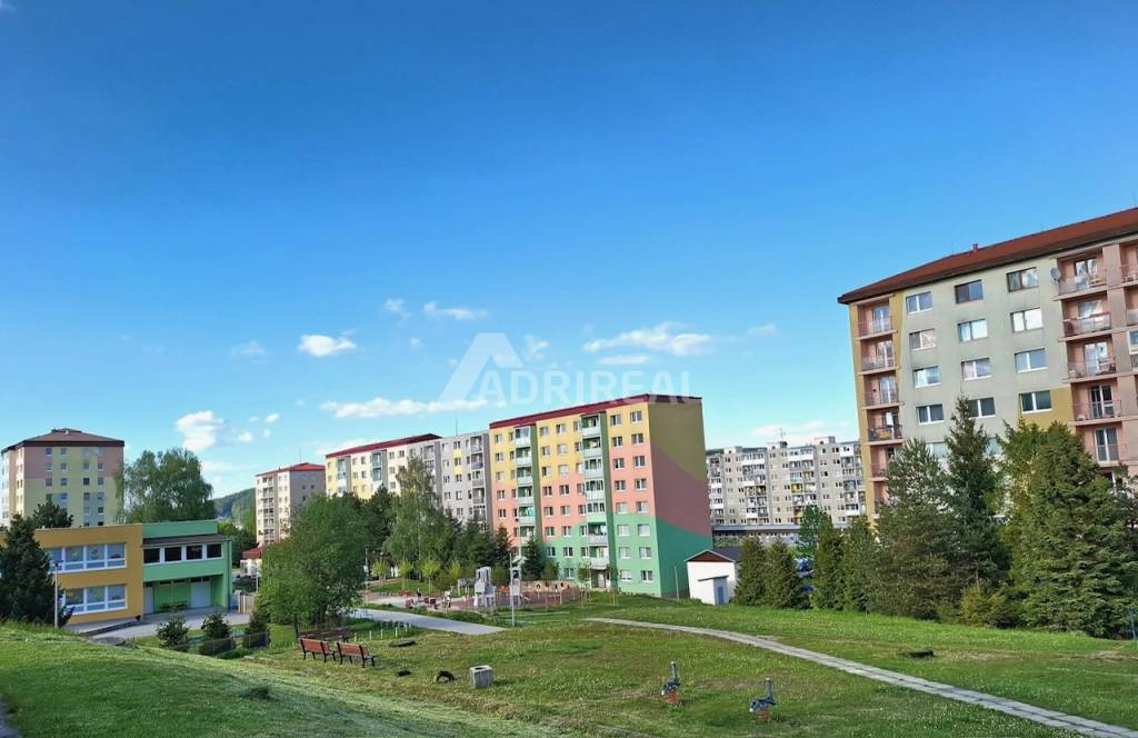 HĽADÁME PRE KLIENTA:2i byt; pôvodný stav; KEŽMAROK; platba v hotovosti