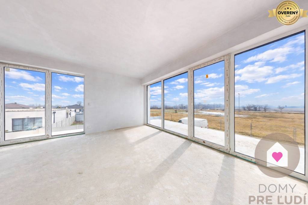 3i. BYT - 74 m2 + 17,5 m2 balkón, TEP. ČERPADLO, KLIMATIZÁCIA, ŽALÚZIE