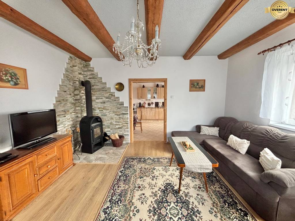 Výnimočný rodinný dom s okrasnou záhradou v lone Klokočovskej prírody