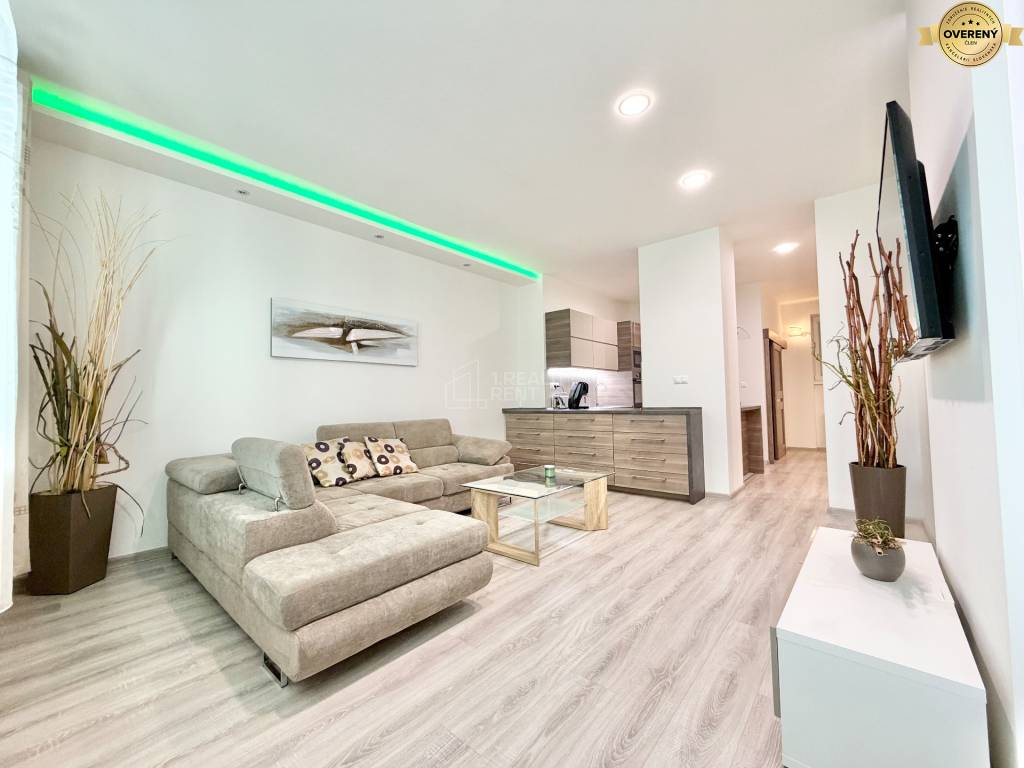 Dáme do prenájmu luxusný 2-izbový byt 68 m2 v centre mesta Žiliny