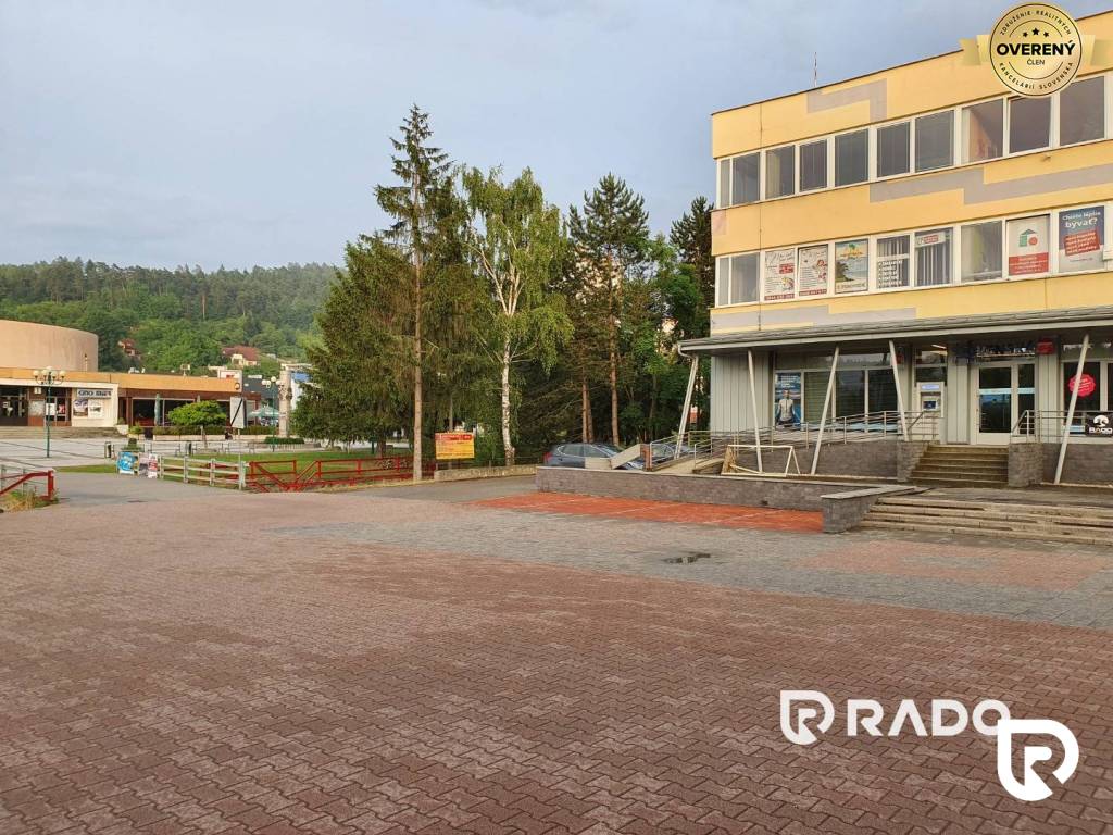 RADO | Na prenájom administratívny priestor, 220 m2, Považská Bystrica