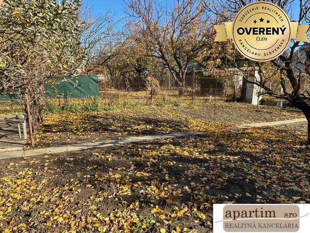 Predáme záhradu s možnosťou výstavby na Strednej ulici v Ružinove