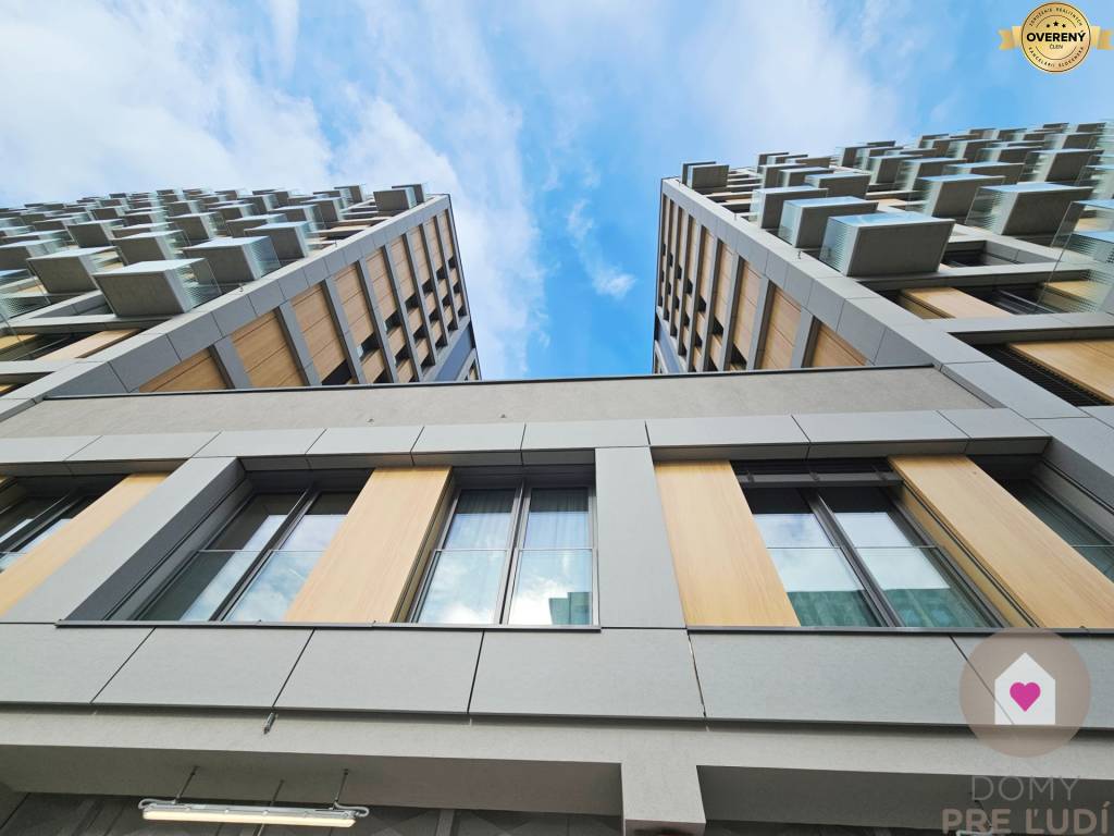 PRIESTRANNÉ GARÁŽOVÉ STÁTIE, MOŽNOSŤ ODPOČTU DPH