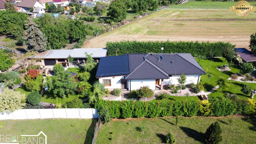 PREDAJ - 5-izbový rodinný dom, Košúty pri Galante