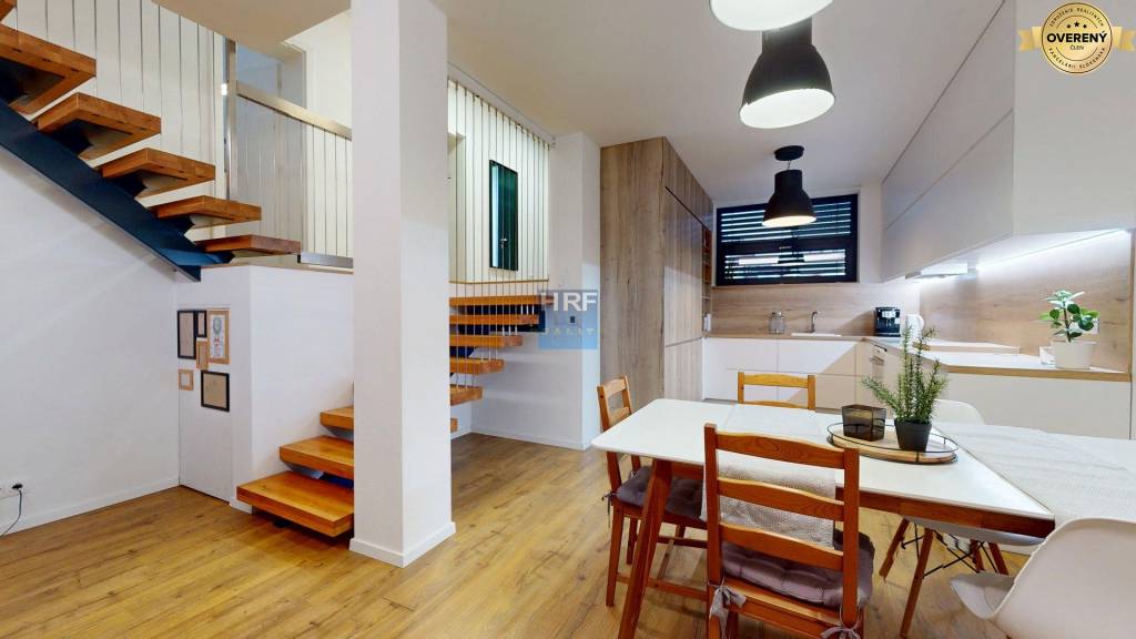 Na predaj štýlový 5-izbový rodinný dom v Skalici