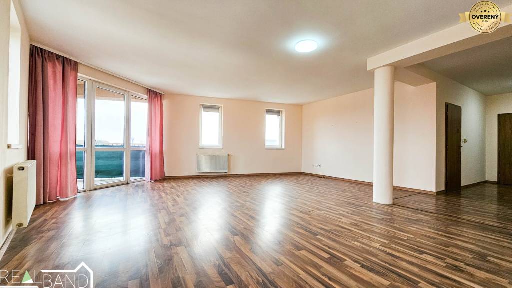 PREDAJ - 2-IZBOVÝ BYT, SLÁDKOVIČOVO-FUČÍKOVA, 100,16m²+BALKÓNY 10,06m²