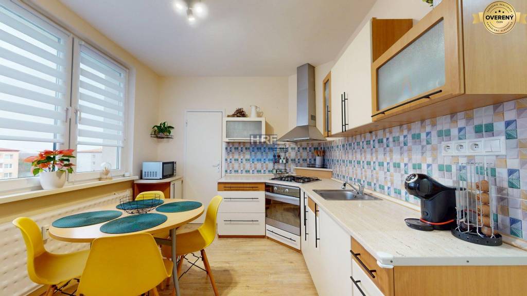 Na prenájom zariadený veľký 3izbový byt v Holíči