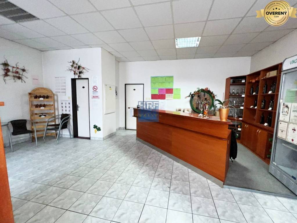 Na predaj nebytový riestor s možnosťou zmeny na bytový. 