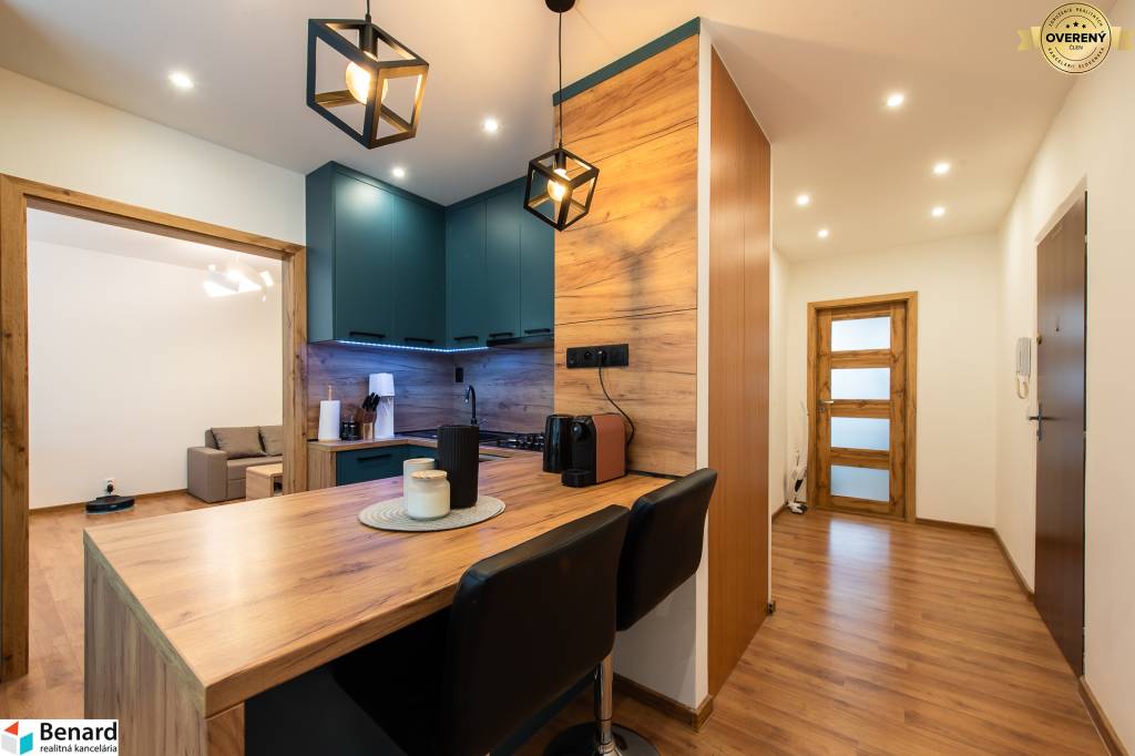 REZERVOVANÝ ! ZREKONŠTR. 2 IZBOVÝ BYT, 48+15 m2 PIVNICA, LESNÍCKA-PREŠ