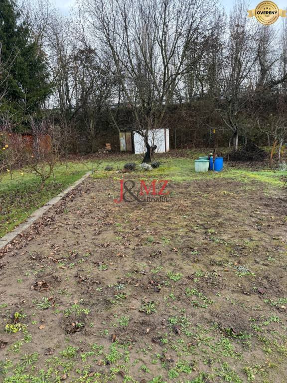 Záhrada Levice - Podhradie 311m2